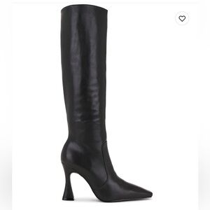 x REVOLVE Chantall Boot in Black
House of Harlow 1960